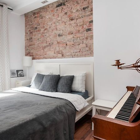 Piano Apartment W Sercu Starego Miasta Gdansk Luaran gambar