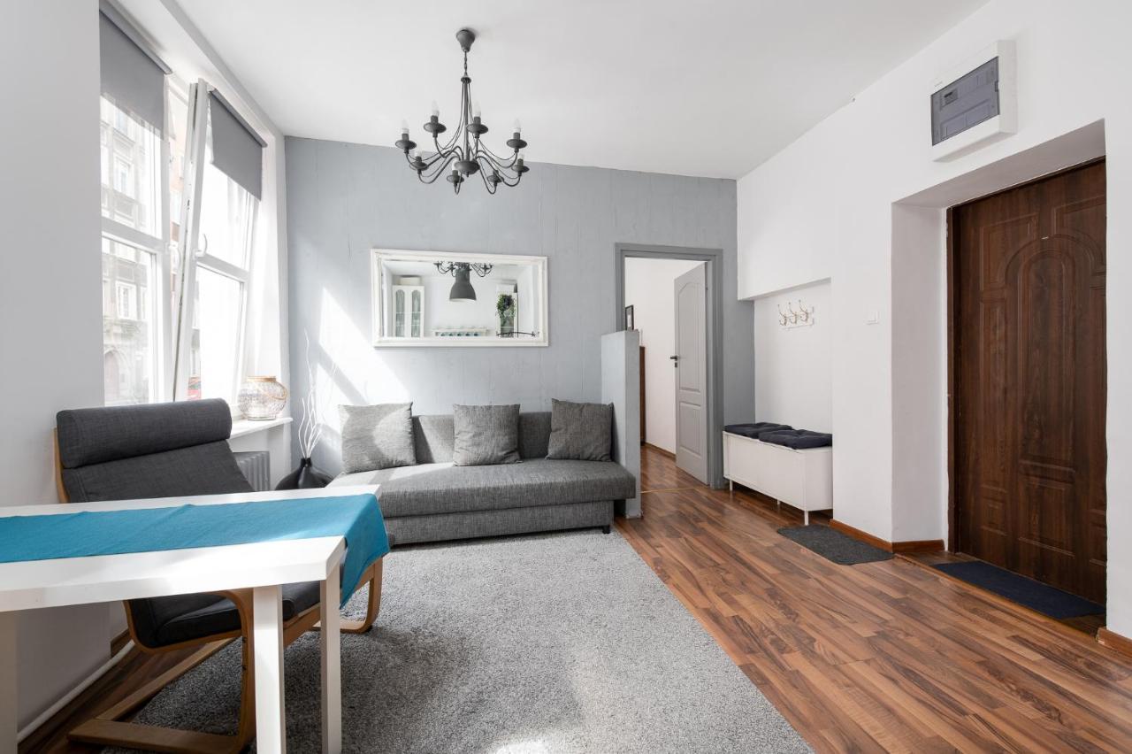 Piano Apartment W Sercu Starego Miasta Gdansk Luaran gambar